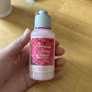 L’Occitane Pivoine Flora Beauty Milk 75ml 2.5 Oz